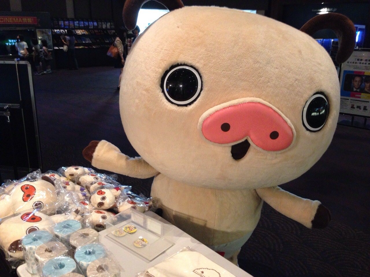 11/19・20　ＪＡ御殿場「第４０回農協祭」にてパンパカくんが登場！